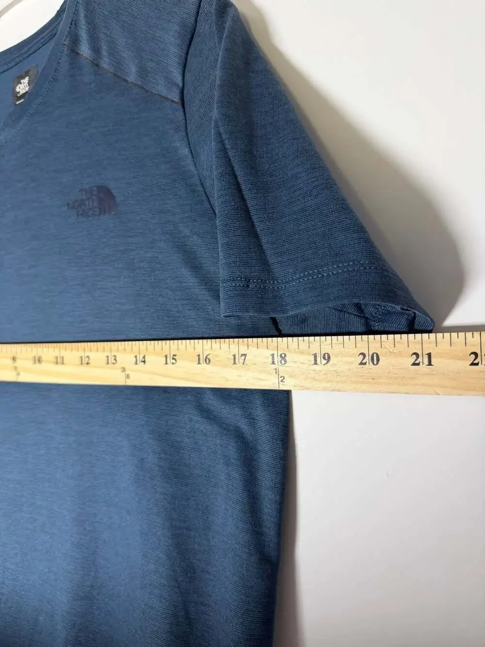 The North Face Men's Evolution Simple Dome Regular Short Sleeve Tee